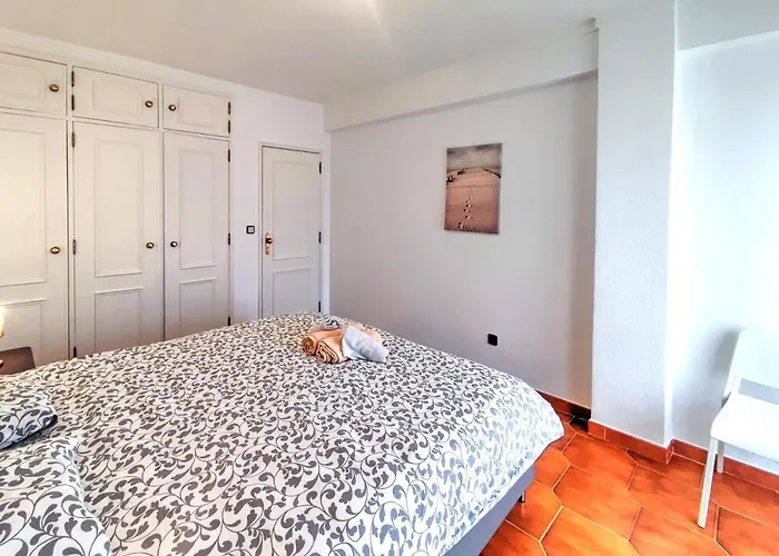 Terranova Atouguia Da Baleia